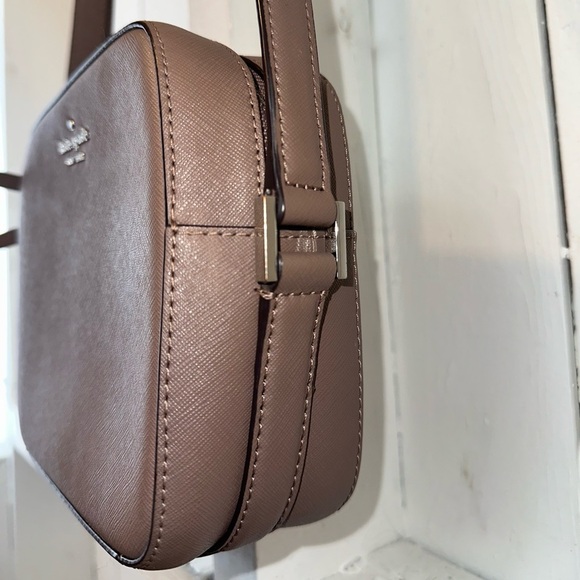 Kate Spade Newbury Crossbody Bag Rich Brown Silver Accents Capsule Wardrobe - Picture 5 of 15
